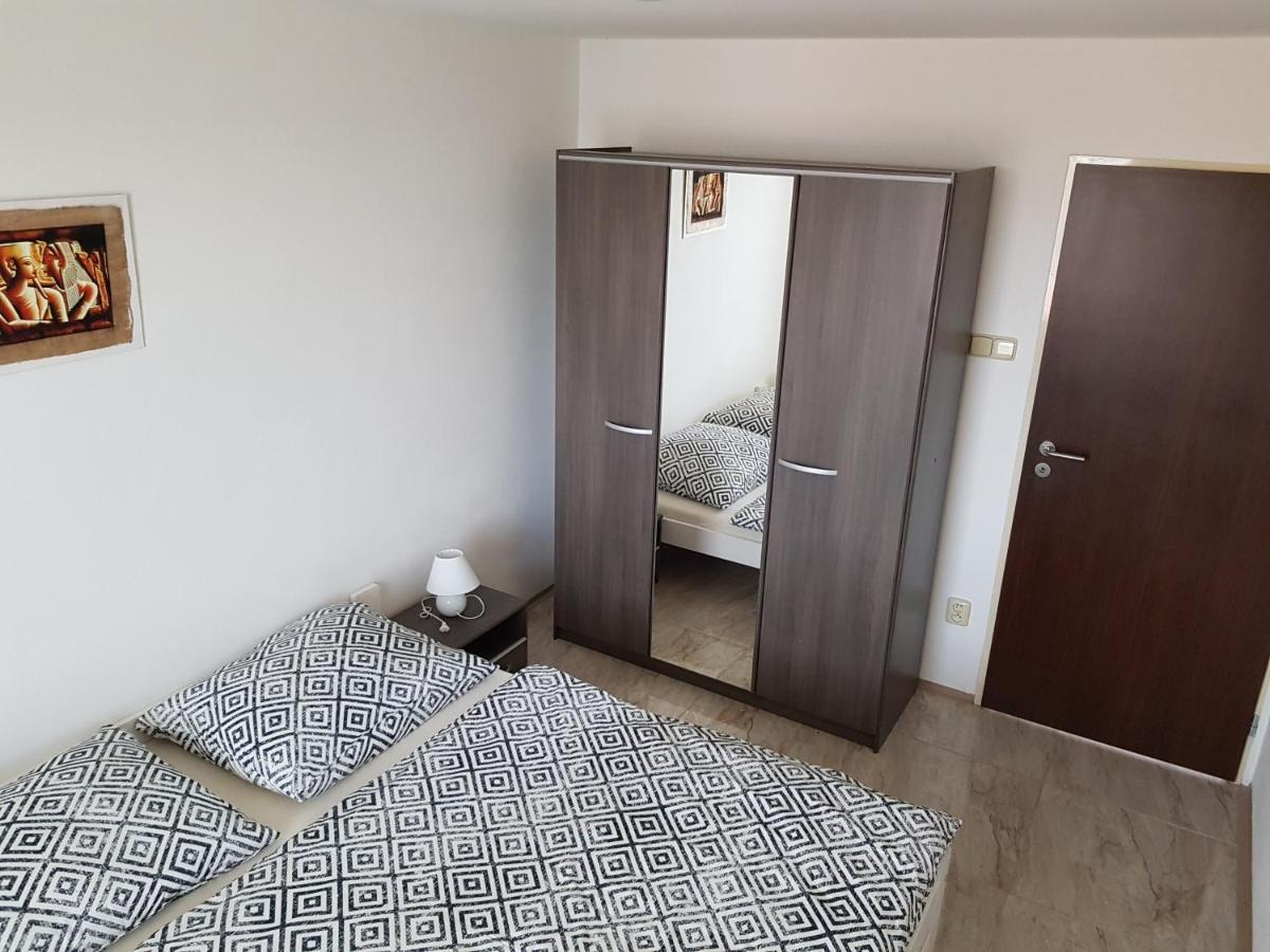 Apartman S Vinnym Sklepem Viktorie Pouzdrany Εξωτερικό φωτογραφία